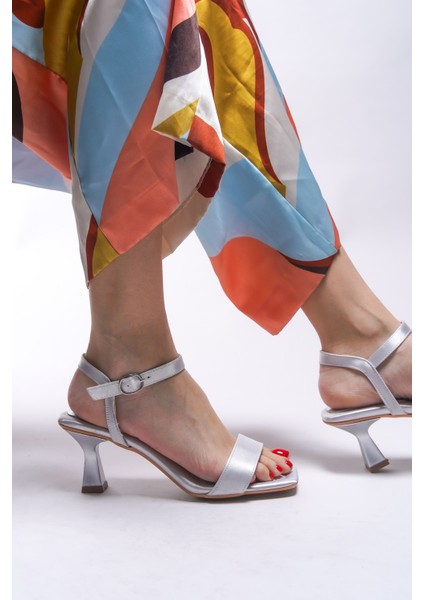 Ameradyl Kadın Abiye Topuklu Ayakkabı 0012248 indirimleri