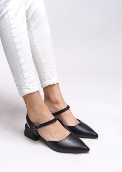 Heilleia Kadın Arkası Açık Sivri Burun Topuklu Ayakkabı 0012335