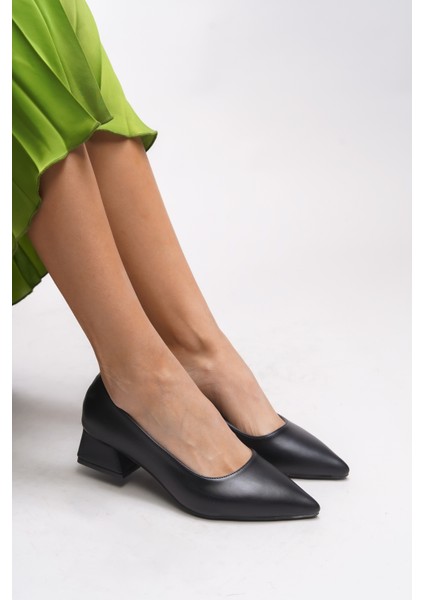 Tielfudh Kadın Sivri Burunlu Kısa Topuklu Ayakkabı 001241863