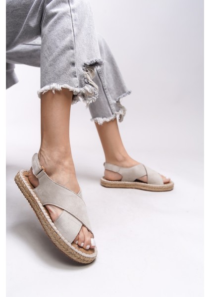 Elinthion Kadın Sandalet 00122302 fırsatları