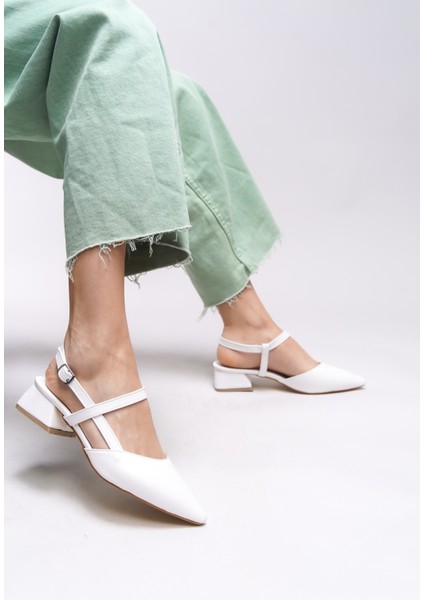 Giselvara Kadın Arkası Açık Sivri Burun Topuklu Ayakkabı 0012341 fırsatları