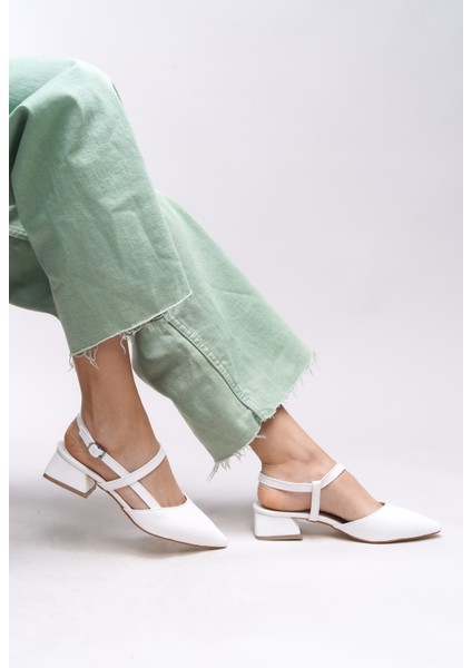 Giselvara Kadın Arkası Açık Sivri Burun Topuklu Ayakkabı 0012341 indirimleri