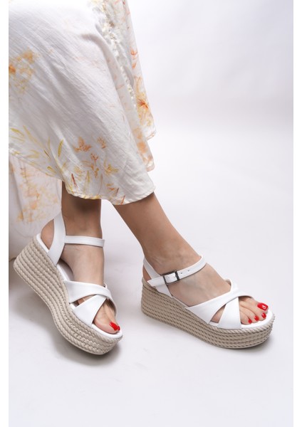Isolyaries Kadın Sandalet 0012503 fiyatları