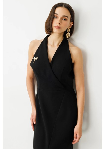 Kadın Yakası Broşlu Önü Yırtmaçlı Elbise 5472 Siyah fırsatları