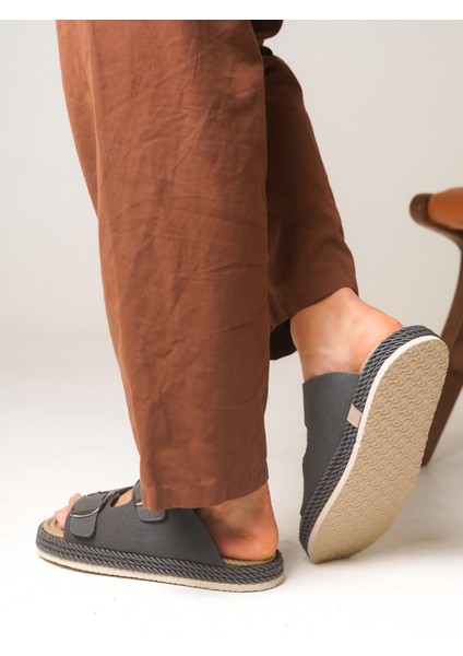 Frilthin Erkek Terlik 0012201 fırsatları