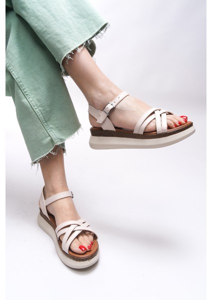 Quelartha Kadın Sandalet 0012601 modelleri