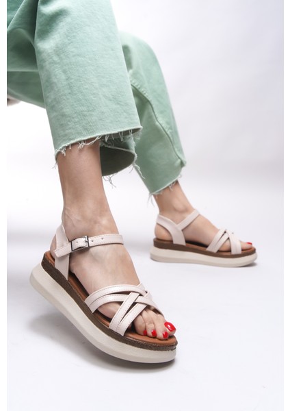 Quelartha Kadın Sandalet 0012601 fırsatları