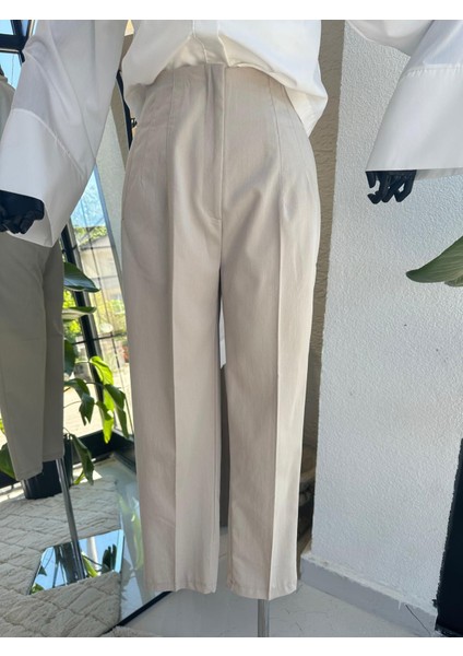 Fermuarlı Kalem Kesim Pantolon Krem