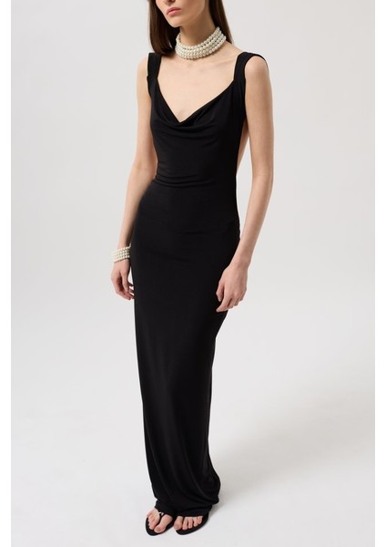 Sırt Dekolte Maxi Elbise fırsatları