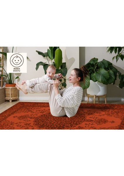 Kiremit Renkli Klasik Halı – Modern & Zamansız Desen | Kaymaz, Yıkanabilir, Evcil ve Bebek Dostu