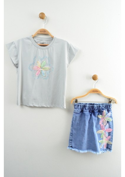 Gri Çiçek Motifli Tşört ve Jean Şort Etekli Takım (5-12 Yaş)