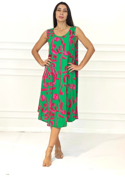 Yeşil Desenli U Yaka Askılı Midi Elbise modelleri