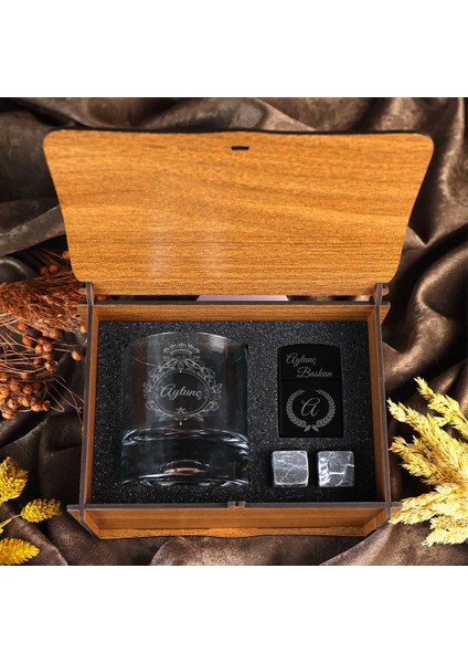 Ahşap Kutulu Vintage Tasarımlı Kişiye Özel Çakmak ve Taşlı Viski Kadehi Seti modelleri