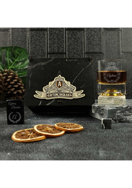 Ahşap Kutulu Vintage Tasarımlı Kişiye Özel Çakmak ve Taşlı Viski Kadehi Seti