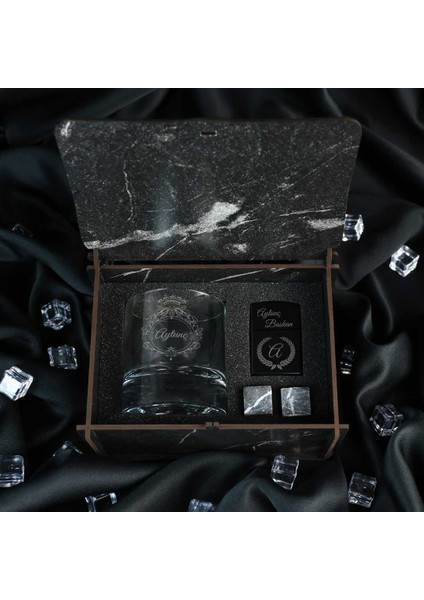 Ahşap Kutulu Vintage Tasarımlı Kişiye Özel Çakmak ve Taşlı Viski Kadehi Seti modelleri