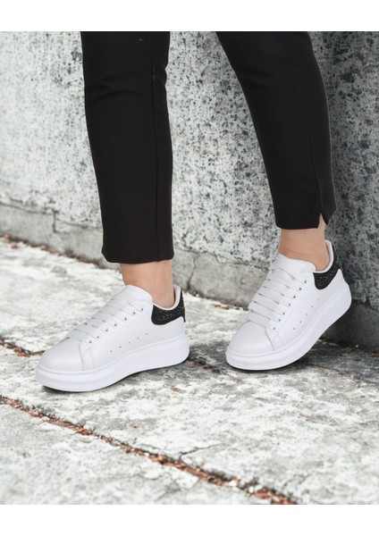 Mcqueen Tarzı Deri Kadın Ayakkabı – Günlük Rahatlık