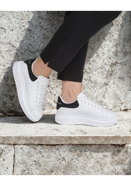 Mcqueen Tarzı Deri Kadın Ayakkabı – Günlük Rahatlık modelleri