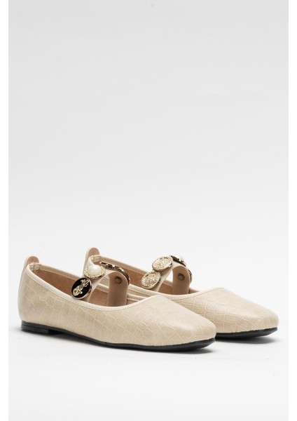 Kadın Oval Burun Aksesuar Bantlı Babet Ayakkabı Krem modelleri