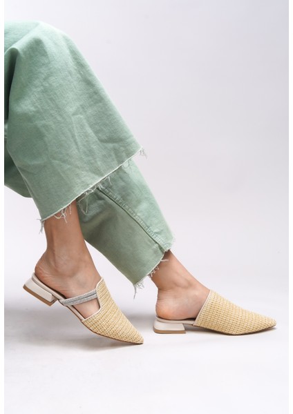 Elthaela Kadın Sivri Burun Kısa Topuklu Terlik 0012804 indirimleri