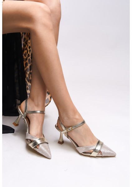 Esronyn Kadın Arkası Açık Sivri Burun Stiletto 0012707 modelleri