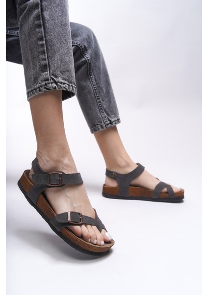 Clarmythe Kadın Parmak Arası Sandalet 0012503 fırsatları