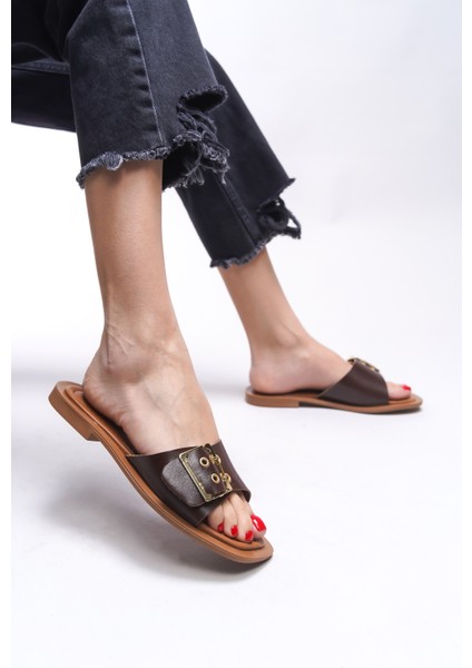 Brenthaela Kadın Hakiki Deri Terlik 00120764 fırsatları