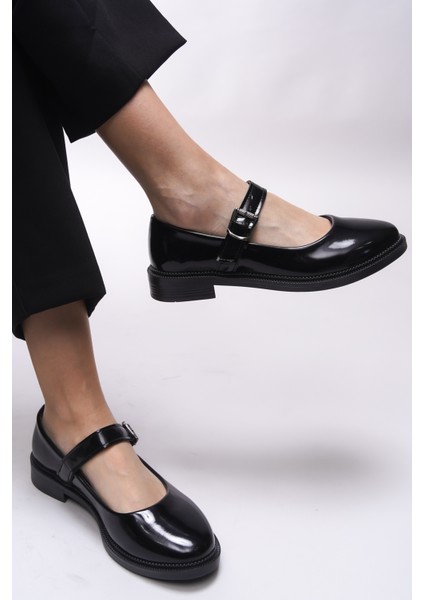 Saelheira Kadın Rugan Babet – Düz Tabanlı, Tokalı ve Kemerli Rahat Günlük Kullanım Ayakkabısı modelleri