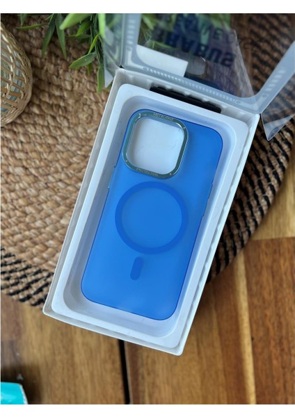IPHONE 14 Pro Sert Mat Magsafe Kılıf