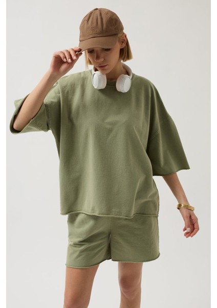 Oversize Lazer Kesim Bisiklet Yaka T-Shirt