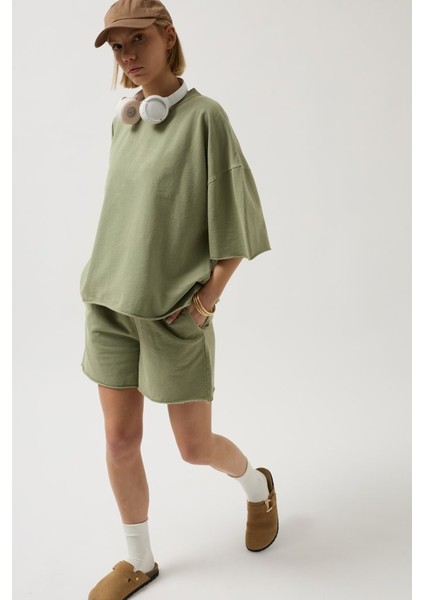 Oversize Lazer Kesim Bisiklet Yaka T-Shirt