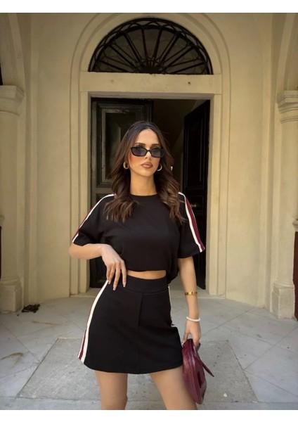 Osy Modal Yumuşak Dokulu Kumaş Kadın Parçalı Bisiklet Yaka T-Shirt Mini Şortlu Etek Ikili Takım - Siyah