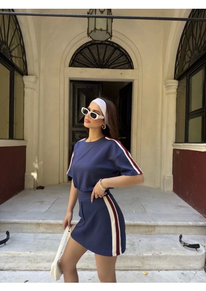 Osy Modal Yumuşak Dokulu Kumaş Kadın Parçalı Bisiklet Yaka T-Shirt Mini Şortlu Etek Ikili Takım -Lacivert