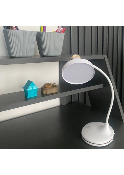 Dokunmatik 3 Farklı LED Işıklı Çalışma Masası Üstü Lamba