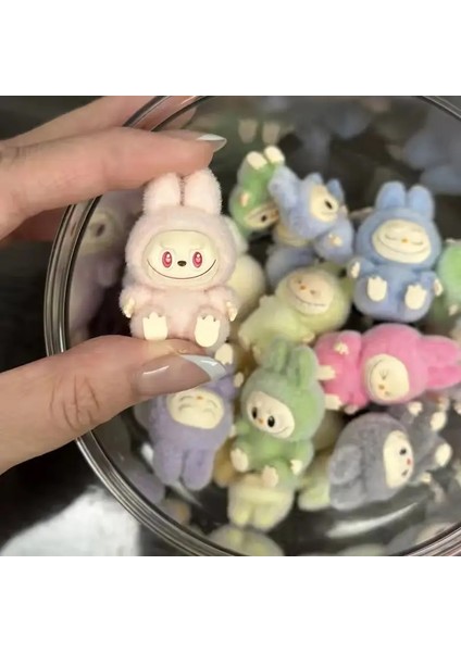 Yeni Mini Labubu Oturma Duruş Bebek Seti Sevimli Labubu Aksiyon Figürü Model Masaüstü Decorawai Süslemeler Aksesuarları Kız Çocuk Hediye Scolor: Sıralanmamış Seçim 1 Adet (Yurt Dışından)