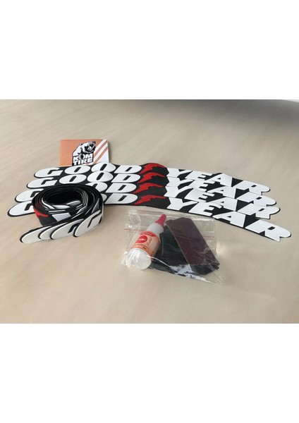 Goodyear Motorsiklet ve Otomobil Araç Lastik Yazısı 2.5 cm 8 Adet Yapıştırıcı Arma Sticker