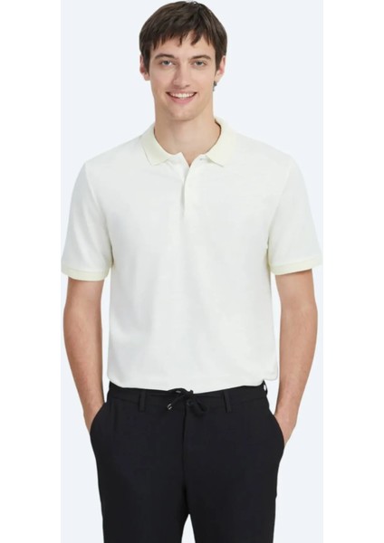 Ekru Polo Yaka %100 Pamuk T-Shirt