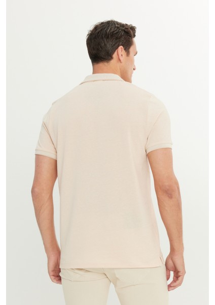 AC&Co / Altınyıldız Classics Erkek Çekmeyen Pamuklu Kumaş Slim Fit Dar Kesim Açık Bej-Beyaz Kıvrılmaz Polo Yaka Tişört indirimleri