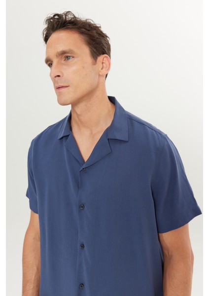 Relaxed Fit Geniş Kesim Yumuşak Dokulu Lacivert Gömlek