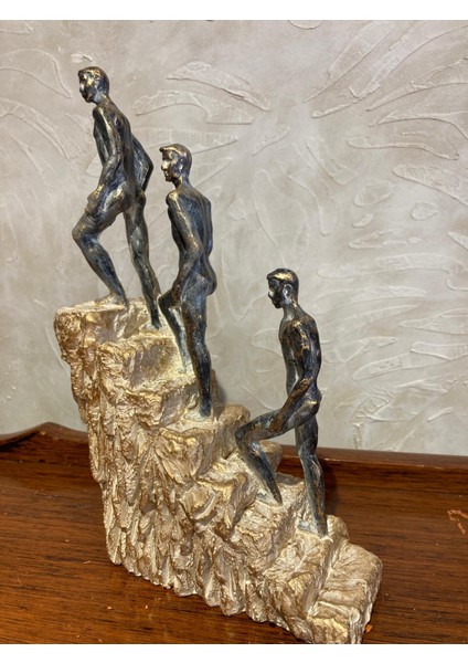 Yürüyen Insanlar Dekoratif Polyester Biblo