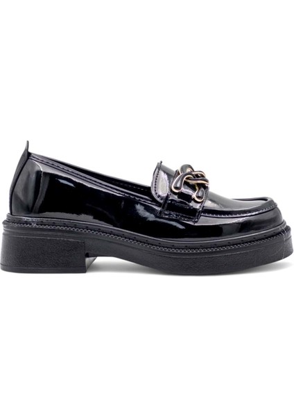 Toka Detaylı Kadın Loafer Ayakkabı Rugan Siyah