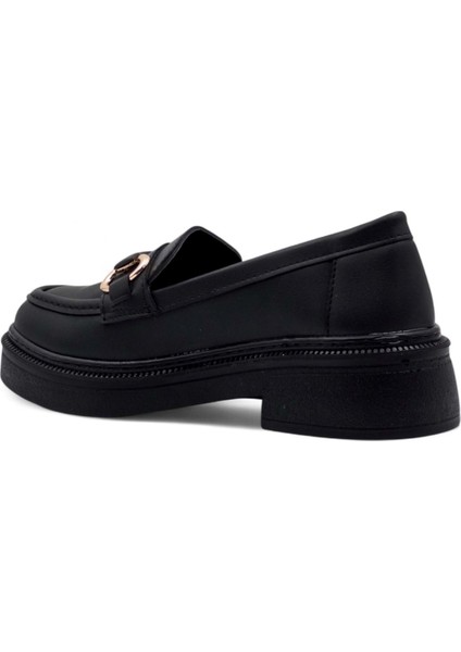 Toka Detaylı Kadın Loafer Ayakkabı Siyah fırsatları