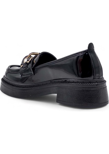 Toka Detaylı Kadın Loafer Ayakkabı Rugan Siyah fırsatları