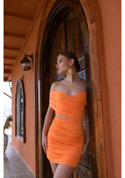 Turuncu Düşük Omuz Bodycon Mini Elbise