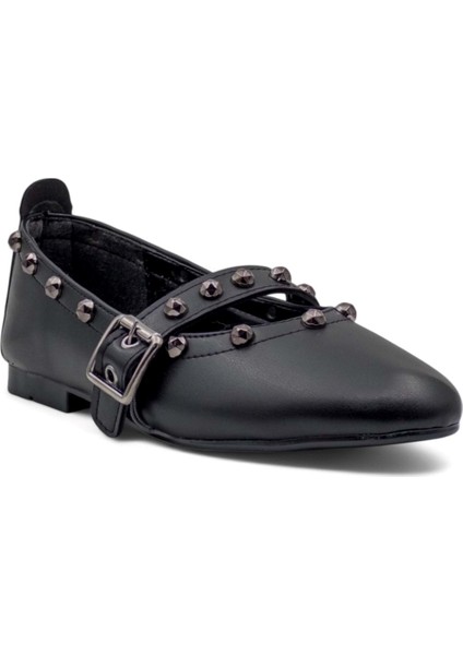 Zımba Detaylı Tokalı Kadın Babet Siyah modelleri