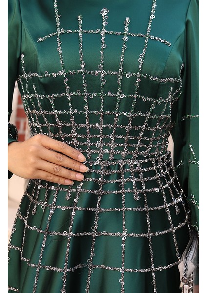 Büyük Beden Saten Abiye Elbise 6249-07 Zümrüt Yeşili indirimleri