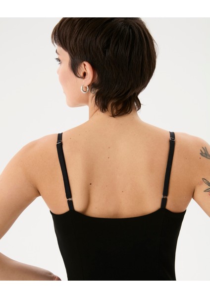 Kadın Siyah Askılı Mini Elbise - EcoVero™ Viskoz , Ayarlanabilir Askılı, Sırt Pensli Basic Mini Elbise fırsatları