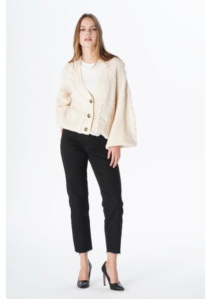 Elıza Cropped Siyah Paçası Kesikli Straight Fit Fermuarlı Jean Pantolon C 4518-071