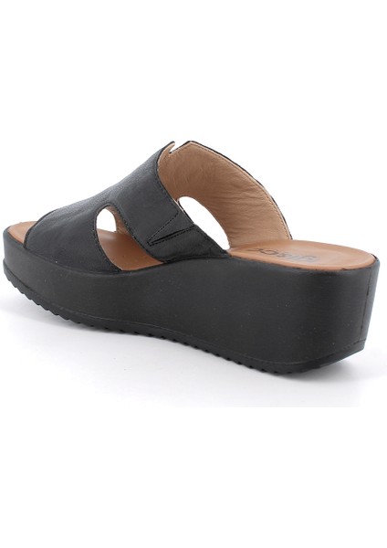 Kadın Terlik 7665900 Igı&co Dcd 76659 Capra Tamponata Nero modelleri