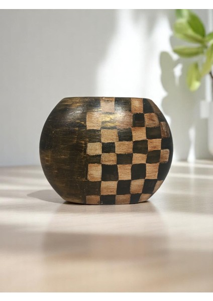 Ekoseli Seramik El Yapımı Yatay Vazo 18X24CM
