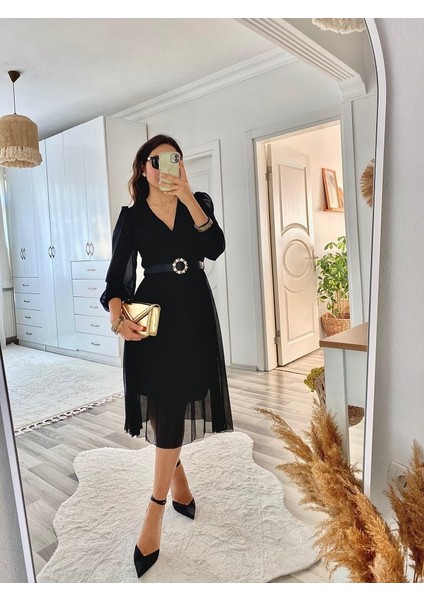 Munn Collection Kadın Şifon Kumaş Astalı Kloş Kesim Kruvaze Yaka Midi Boy Elbise fırsatları